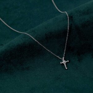 Faithful Radiance Cross Pendant Chain (MADE WITH PURE 925 STERLING SILVER)