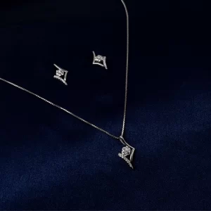 Elegant Wave Crystal Pendant Chain Set